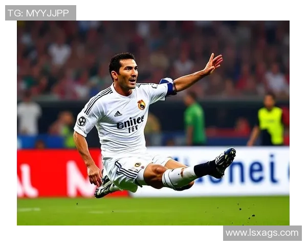 前刘海足球明星的传奇故事与赛场风采揭秘